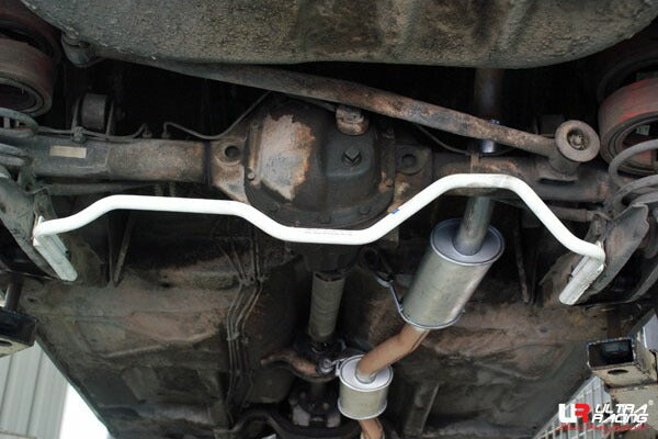 ULTRA RACING リアスタビライザー VOLVO 240 AB230 1989/10〜1993/10 AR20-135
