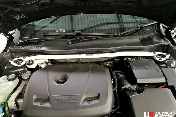 ULTRA RACING フロントタワーバー VOLVO V40 MB5204T 2016/07〜2019/10 TW2-3210