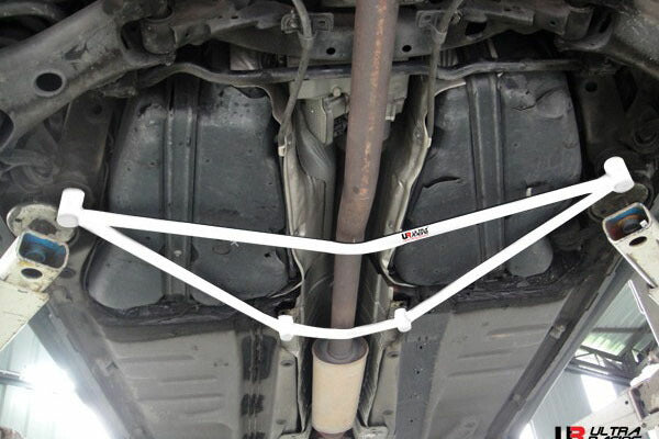ULTRA RACING リアメンバーブレース VOLVO XC90 CB5254AW 2003/05〜2015/05 RL4-1128
