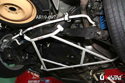 ULTRA RACING リアメンバーブレース ホンダ クロスロード RT1 2007/02〜2010/08 RL4-304