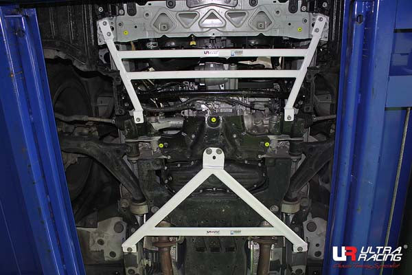 ULTRA RACING フロントメンバーブレース レクサス GS250 GRL11 2012/01〜 LA3-2941