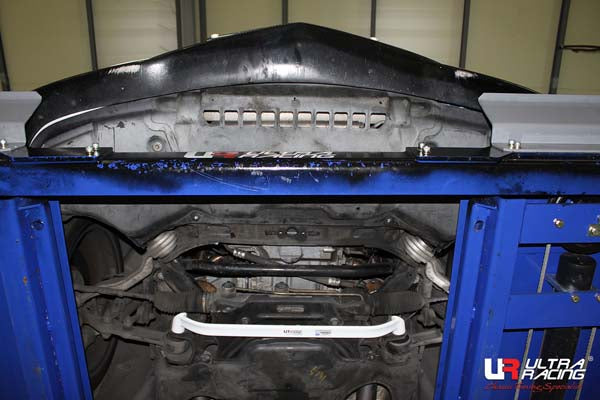 ULTRA RACING フロントメンバーブレース MERCEDES BENZ CLSクラス W219 219376 2005/02〜2011/02 LA2-1483