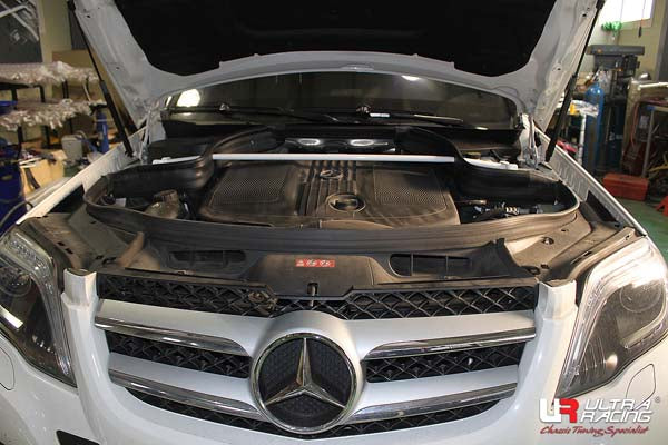 ULTRA RACING フロントタワーバー MERCEDES BENZ GLKクラス X204 204988 2008/10〜2016/02 TW2-2737