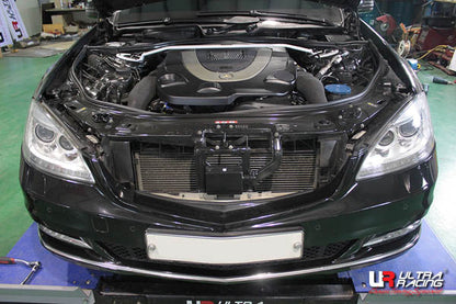ULTRA RACING フロントタワーバー MERCEDES BENZ Sクラス W221 221056 2005/10〜2013/10 TW2-1588