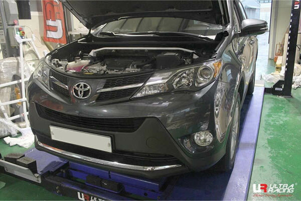 ULTRA RACING フロントタワーバー トヨタ ハリアー ASU60W/ZSU60W 2013/12〜 TW2-2978