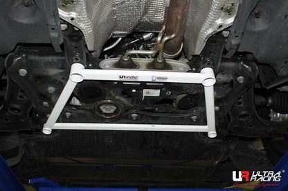 ULTRA RACING フロントメンバーブレース VOLKSWAGEN ゴルフVII AUCPT 2013/04〜 LA4-2686(A)