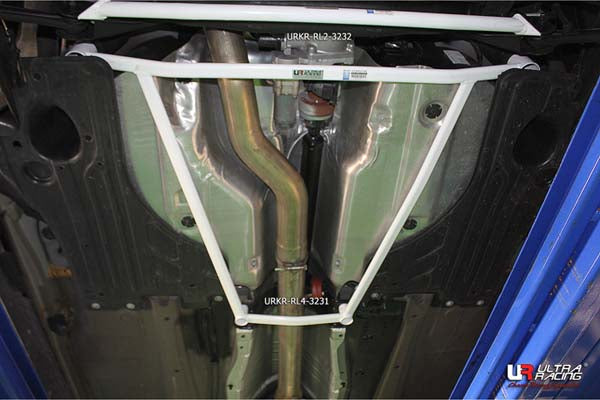ULTRA RACING リアメンバーブレース VOLVO XC60 DB6304TXC 2009/06〜2017/10 RL4-3231