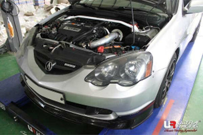 ULTRA RACING フロントタワーバー ACURA RSX DC5 2001〜2006 TW2-1372
