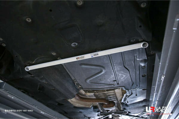 ULTRA RACING フロントメンバーブレース BMW 2シリーズ F22 1J20 2014/02〜 LA2-2543