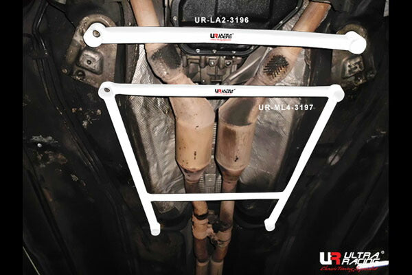ULTRA RACING ミドルメンバーブレース AUDI A6(C5) 4BAGA/4BAPS 1997/09〜2004/07 ML4-3197