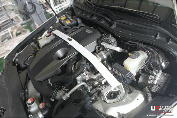 ULTRA RACING フロントタワーバー レクサス IS200t ASE30 2013/05〜 TW2-3712