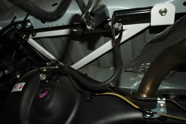 ULTRA RACING リアメンバーブレース トヨタ ハイエースバン GDH201V 2013/12〜 RL3-3739