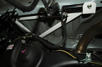 ULTRA RACING リアメンバーブレース トヨタ ハイエースバン GDH201V 2013/12〜 RL3-3739