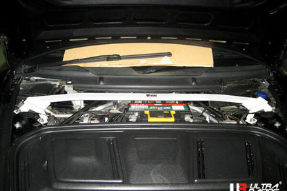 ULTRA RACING フロントタワーバー PORSCHE 911カレラ4S 997M9701KF 2004/08〜2013/03 TW2-1504