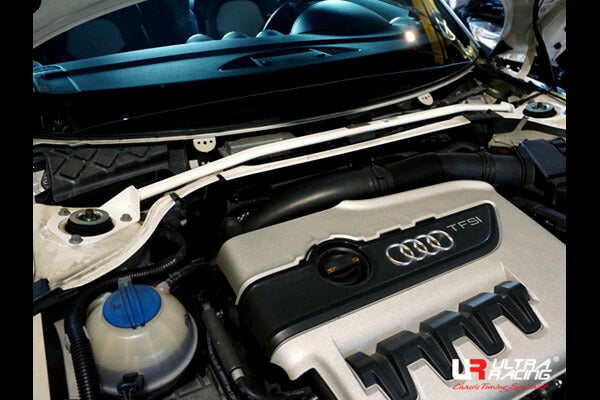 ULTRA RACING フロントタワーバー AUDI TT 8J 2006/07〜2015/08 TW2-3411