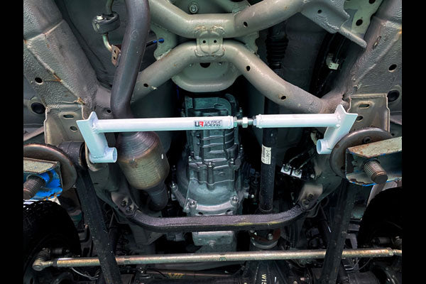 ULTRA RACING フロントメンバーブレース スズキ ジムニーシエラ JB74W 2018/07〜 LA2-4392A