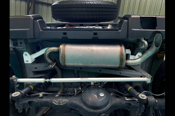 ULTRA RACING リアフレームブレース スズキ ジムニーシエラ JB74W 2018/07〜 RT2-4394