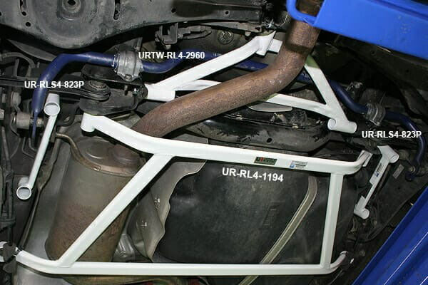 ULTRA RACING リアメンバーブレース VOLKSWAGEN シロッコ 13CDL 2009/05〜2014/03 RL4-2960