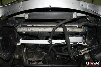 ULTRA RACING フロントメンバーブレース BMW Z4 E85 BT22/BT30/BU30/DU30 2003/01〜2009/05 LA2-2538