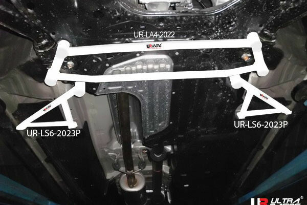 ULTRA RACING フロントメンバーブレース ホンダ CR-V RM4 2011/12〜2016/08 LA4-2022