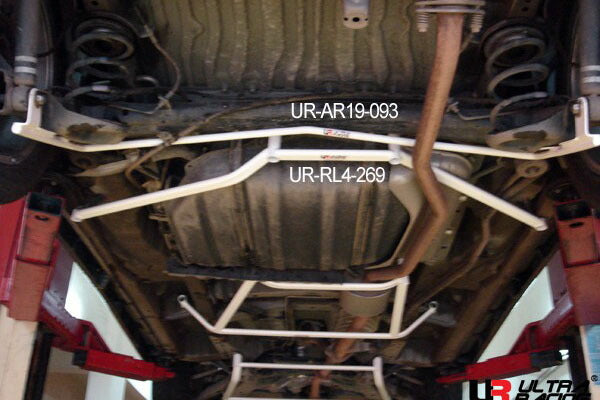 ULTRA RACING リアメンバーブレース トヨタ エスティマ ACR30W/MCR30W 2000/01〜2006/01 RL4-269