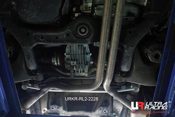 ULTRA RACING リアメンバーブレース AUDI A6アバント(C7) 4GCDN/4GCYG 2012/02〜 RL2-2228