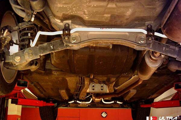 ULTRA RACING リアスタビライザー ホンダ シビックフェリオ ES3 2000/09〜2005/09 AR16-025