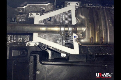 ULTRA RACING ミドルメンバーブレース AUDI Q5 8RCDNF/8RCNCF 2009/06〜2017/10 ML4-1196