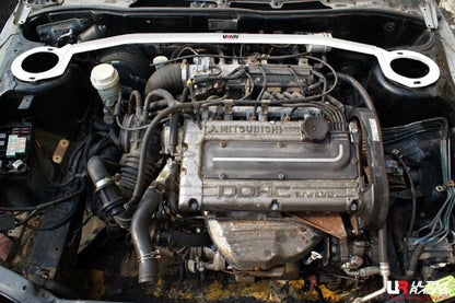 ULTRA RACING フロントタワーバー ミツビシ ランサーエボリューション CD9A 1992/11〜1995/02 TW2-1357
