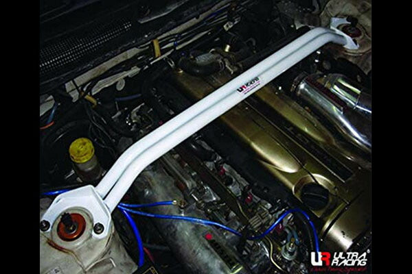 ULTRA RACING フロントタワーバー ニッサン スカイライン ER34 1998/05〜2002/08 TW2-920