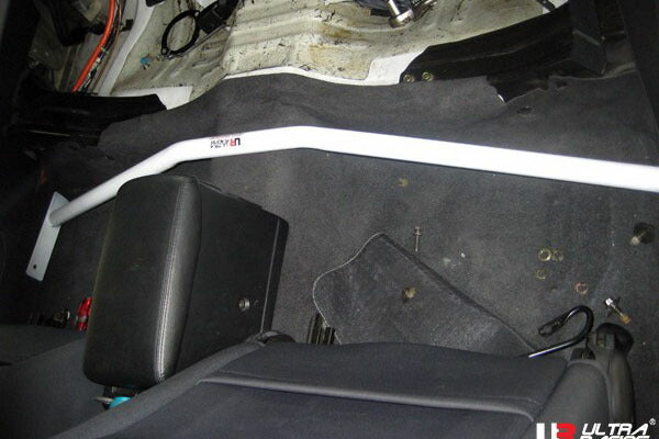 ULTRA RACING ルームバー ニッサン スカイラインGT-R BNR34 1998/05〜2002/08 RO2-804
