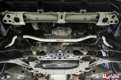 ULTRA RACING フロントスタビライザー トヨタ マークX GRX120 2004/11〜2009/10 AF27-329