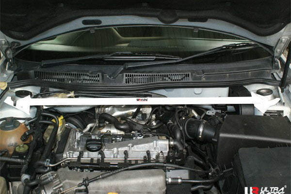 ULTRA RACING フロントタワーバー VOLKSWAGEN ゴルフIV 1JAGU/1JAUM 1998/08〜2004/06 TW2-1269
