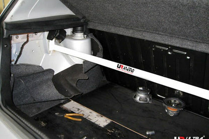 ULTRA RACING リアタワーバー VOLKSWAGEN ゴルフIII 1HABF 1992/04〜1998/08 RE2-982A
