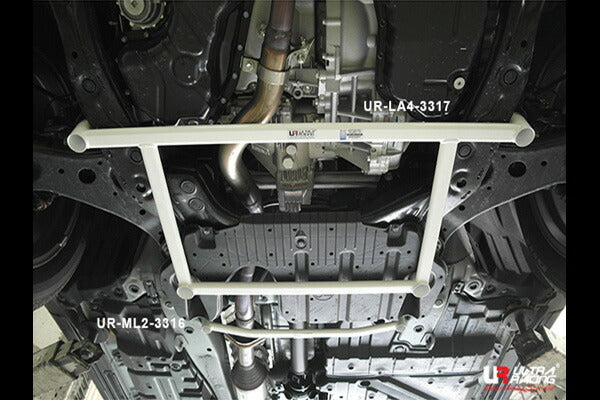ULTRA RACING フロントメンバーブレース レクサス RX350 GGL15W 2012/04〜2014/08 LA4-3317