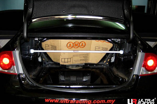 ULTRA RACING リアタワーバー ホンダ シビックセダン FD1 2005/09〜2012/06 RE2-617