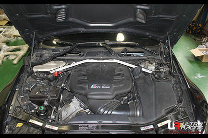 ULTRA RACING フロントタワーバー BMW M3 E92 WD40 2007/09〜2014/02 TW4-2757