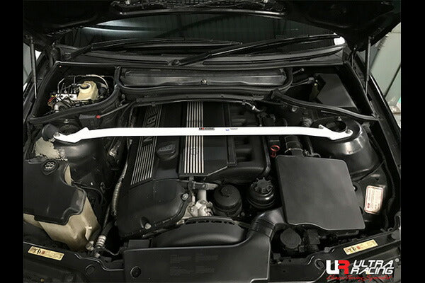 ULTRA RACING フロントタワーバー BMW 3シリーズ E46 AM25 1998/07〜2005/02 TW2-245