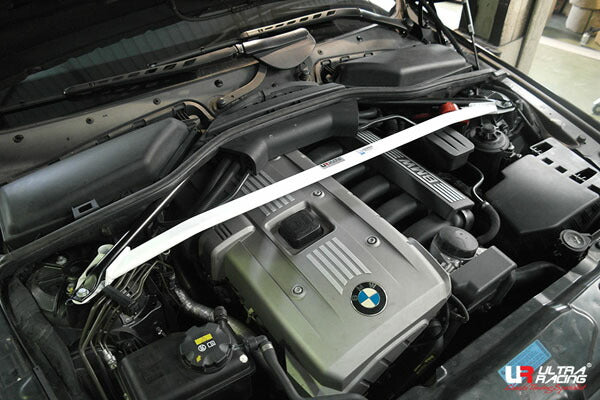ULTRA RACING フロントタワーバー BMW 5シリーズ E60 NA30/NE30/NU30 2003/08〜2012/09 TW2-1595