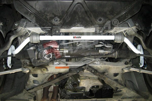 ULTRA RACING フロントスタビライザー BMW 1シリーズ E87 UD20/UF20 2004/10〜2012/08 AF27-266