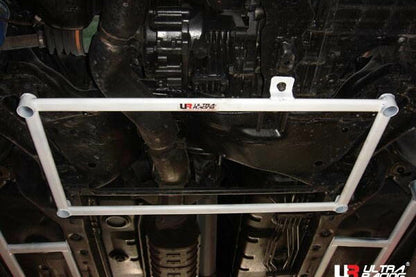 ULTRA RACING フロントメンバーブレース ミツビシ ランサーエボリューションVII CT9A 2001/02〜2002/02 LA4-310