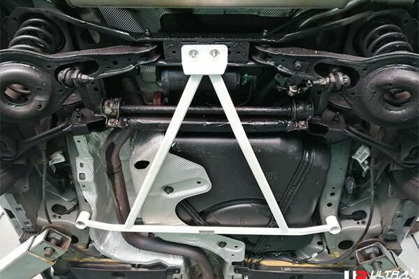 ULTRA RACING リアメンバーブレース VOLVO V40 MB5204T 2016/07〜2019/10 RL3-3955