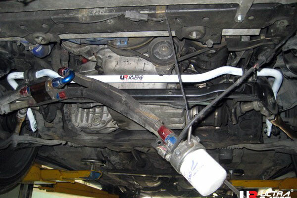 ULTRA RACING フロントスタビライザー ニッサン スカイラインGT-R BNR32 1989/05〜1993/08 AF25-140