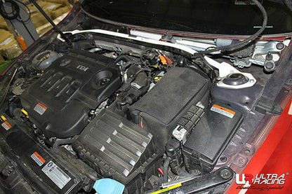 ULTRA RACING フロントタワーバー VOLKSWAGEN ゴルフVII AUCJXF/AUDJHF 2014/02〜 TW2-2685