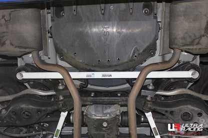 ULTRA RACING リアメンバーブレース レクサス IS300h AVE30 2013/05〜 RL2-2945