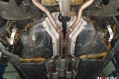 ULTRA RACING リアメンバーサイドブレース MERCEDES BENZ Rクラス W251 251077 2006/06〜2014/04 RS4-1682P