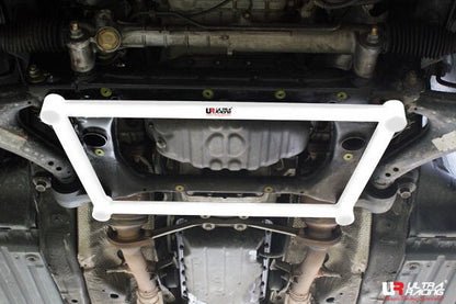 ULTRA RACING フロントメンバーブレース トヨタ セルシオ UCF30/UCF31 2000/08〜2006/05 LA4-1352