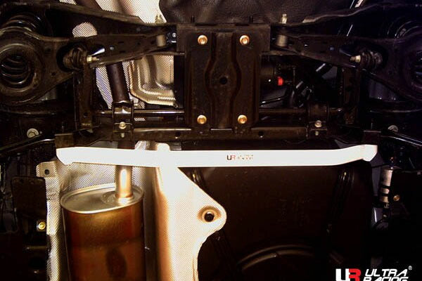 ULTRA RACING リアメンバーブレース マツダ アクセラ BK5P 2003/10〜2009/06 RL2-124