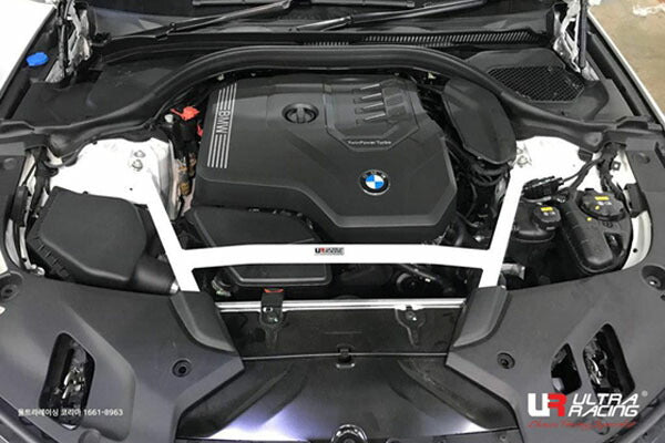 ULTRA RACING フロントタワーバー BMW 5シリーズ G30 JR20 2017/02〜 TW4-4046