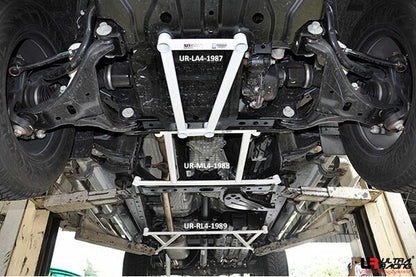 ULTRA RACING リアメンバーブレース FORD エベレスト  2015〜 RL4-1989